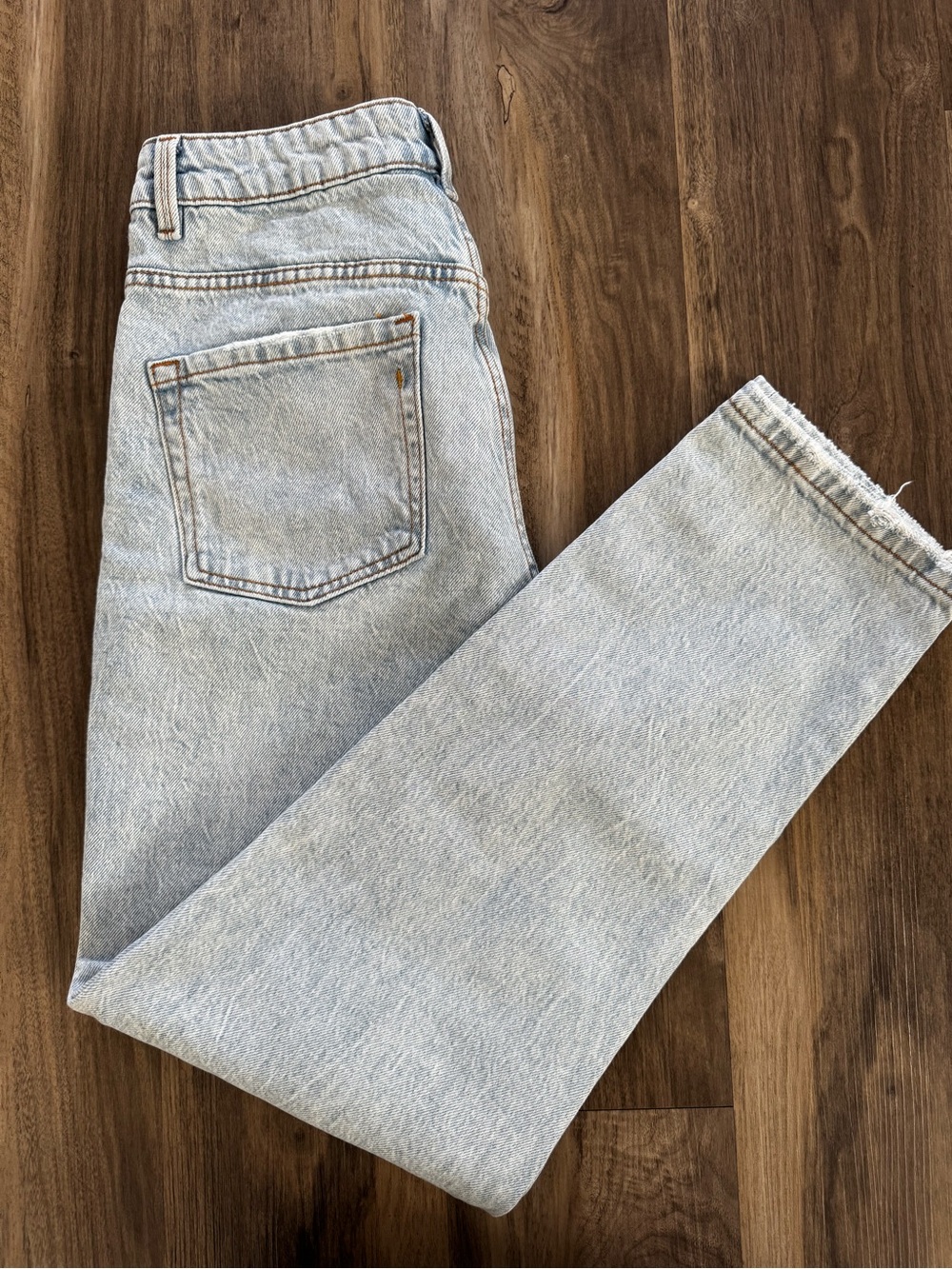 Zara Women’s Mom Jean Light Blue Straight Jeans